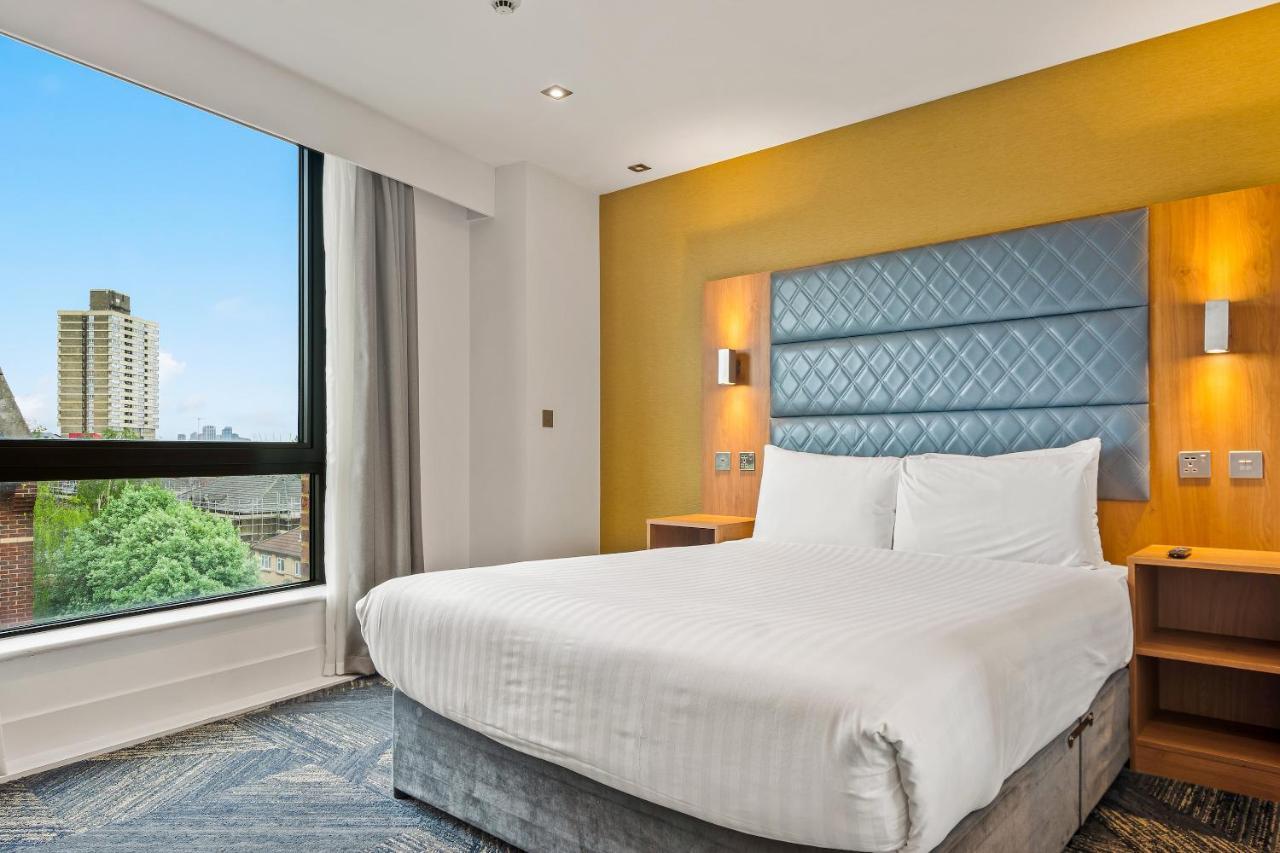 Roomzzz London Stratford Екстер'єр фото