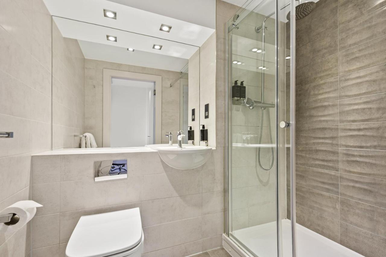 Roomzzz London Stratford Екстер'єр фото