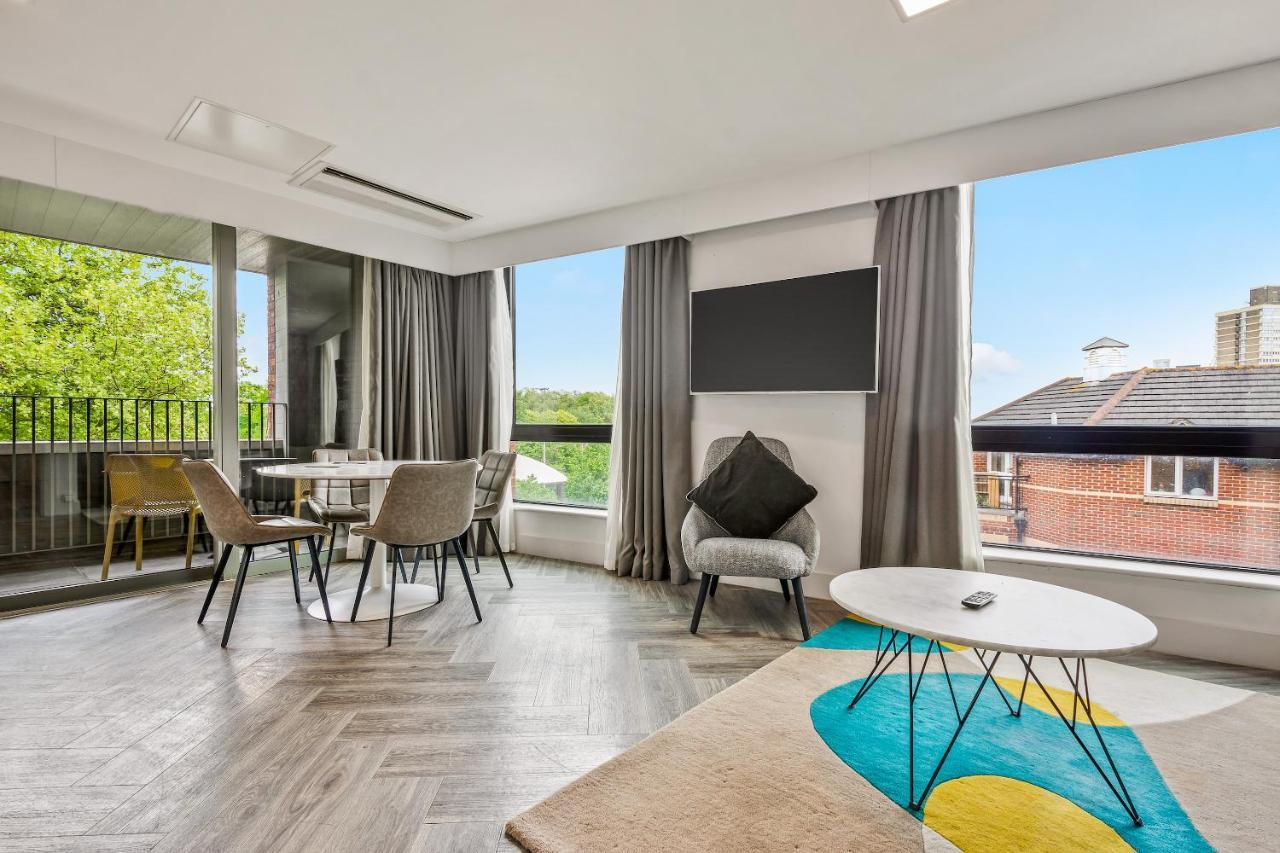 Roomzzz London Stratford Екстер'єр фото