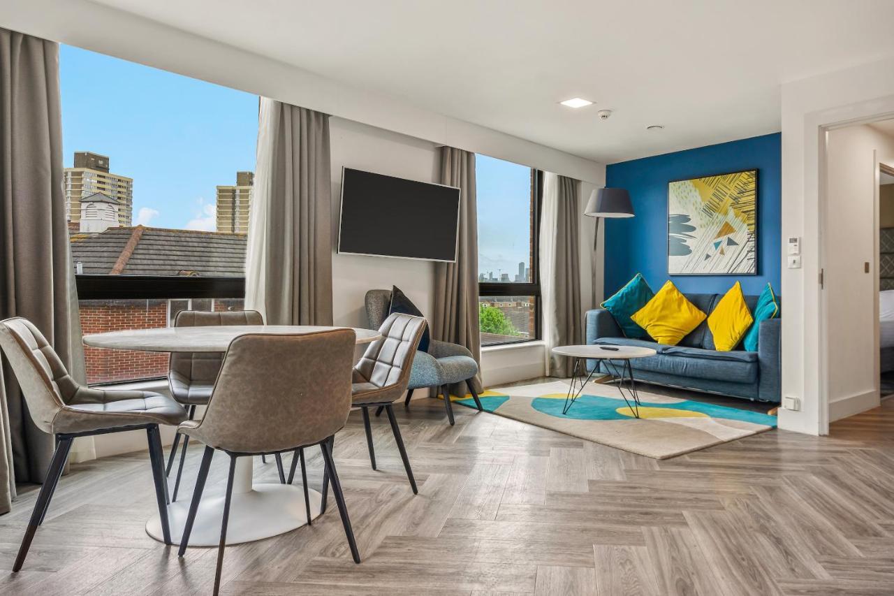 Roomzzz London Stratford Екстер'єр фото