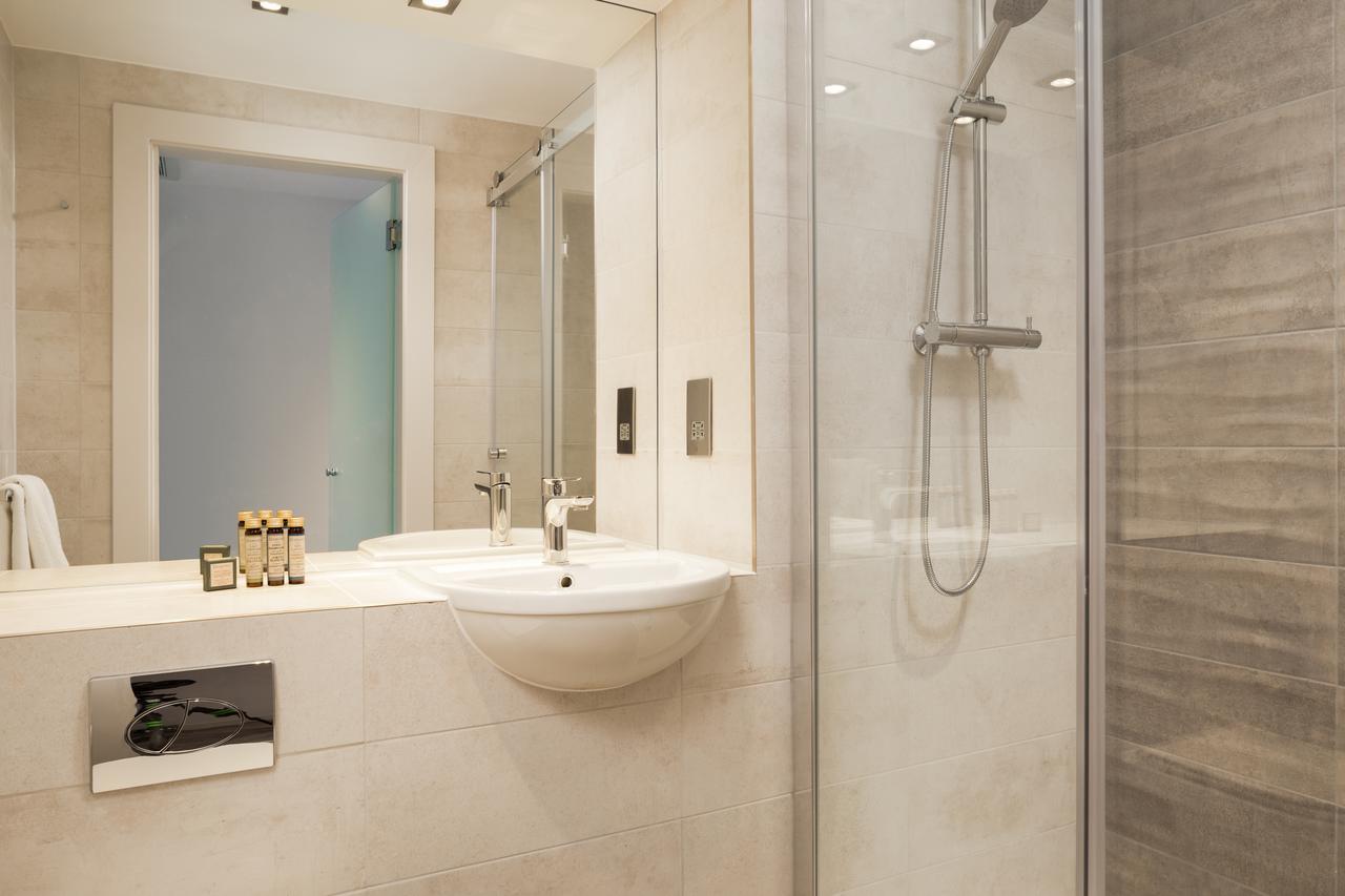 Roomzzz London Stratford Екстер'єр фото