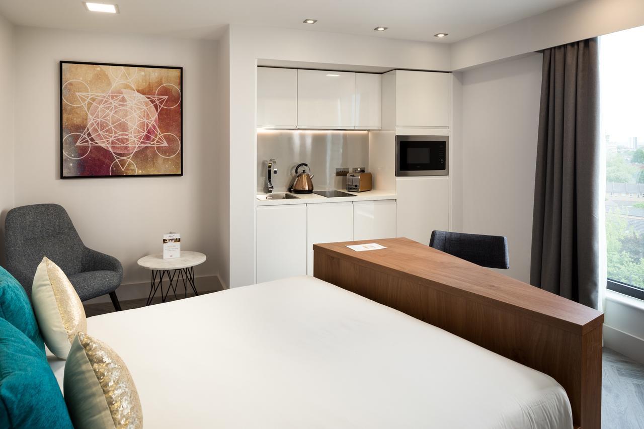 Roomzzz London Stratford Екстер'єр фото